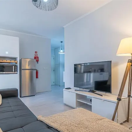 81 Apartment